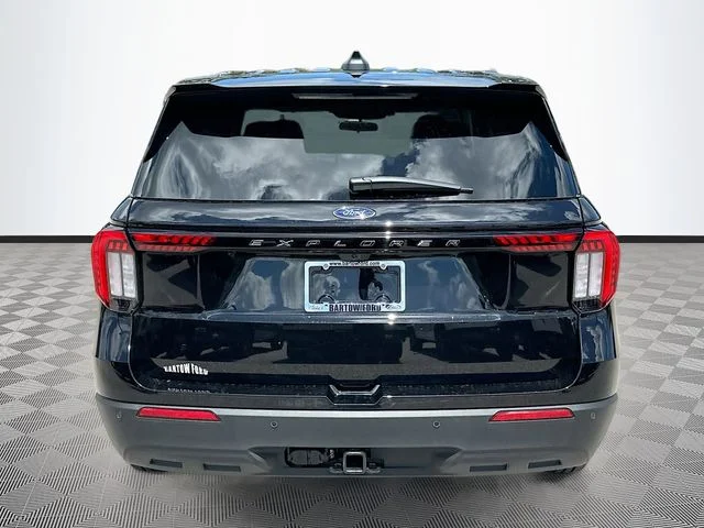 New 2026 Black Metallic Ford Active image 5