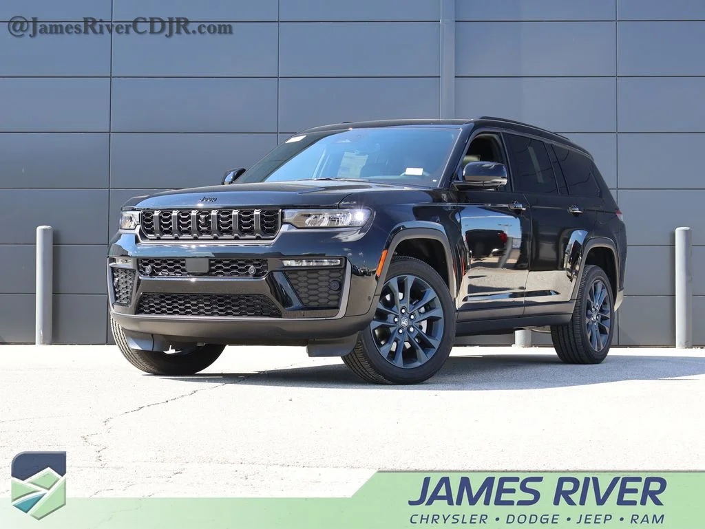 New 2026 Diamond Black Crystal Pearl-Coat Exterior Paint Jeep  image 1