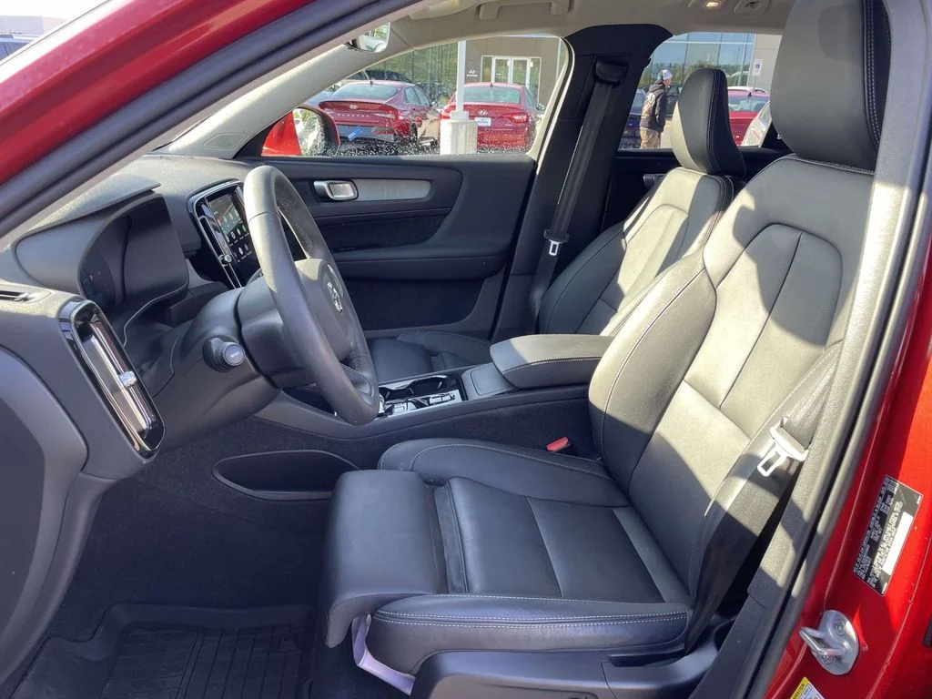 Certified Used 2024 Fusion Red Metallic Volvo Plus Bright Theme image 8