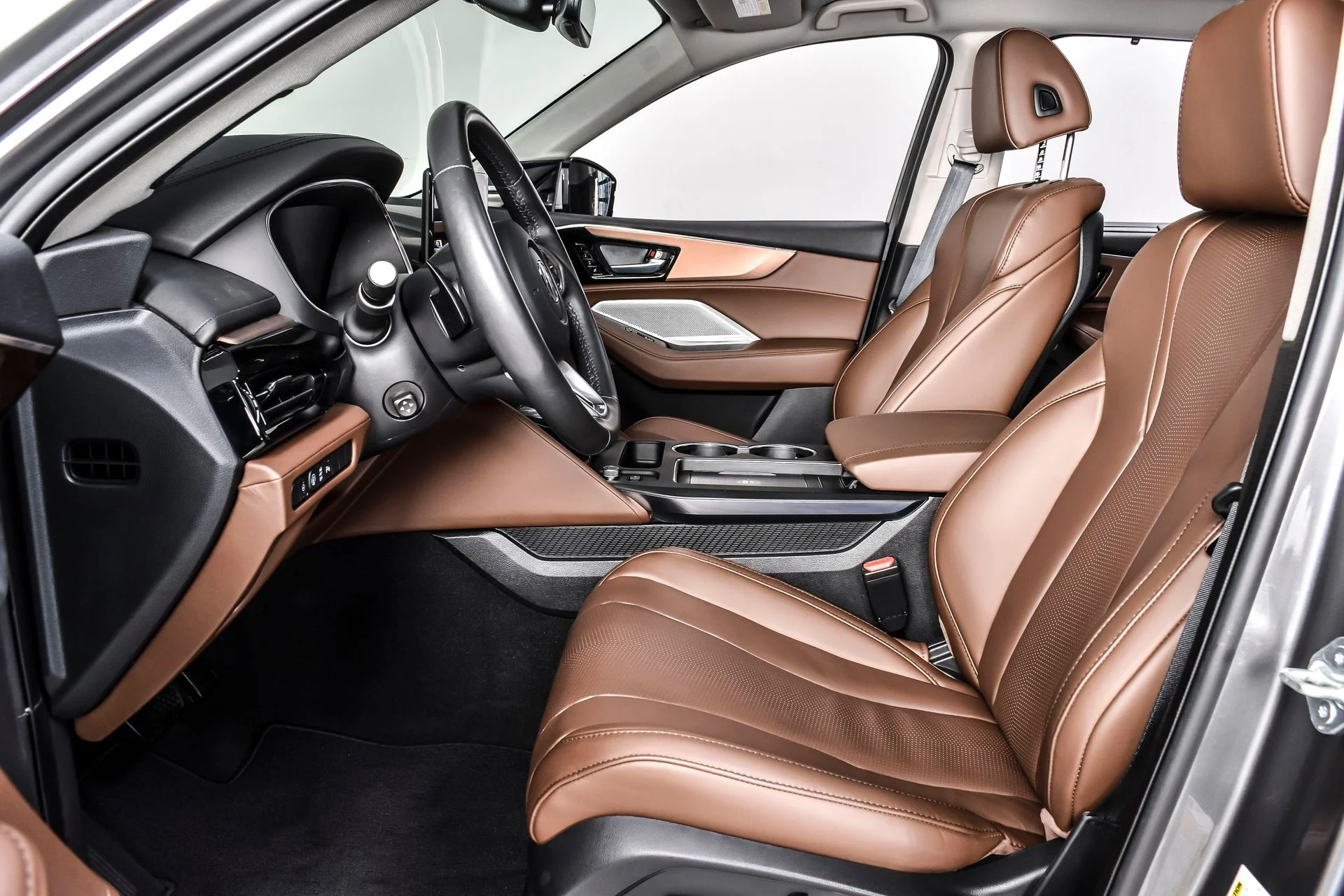 Used 2025 Majestic Black Pearl Acura Technology Package image 11