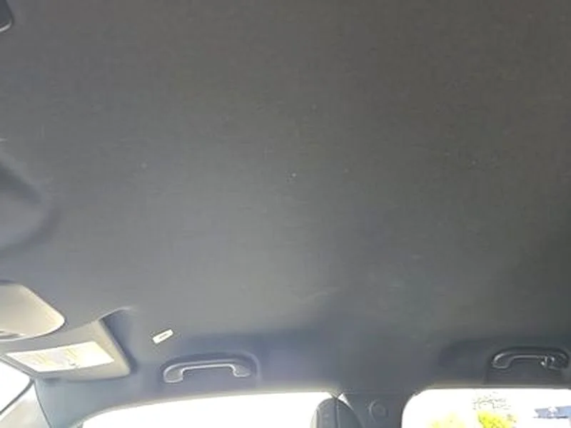 Used 2022 Gray Jeep Altitude image 14