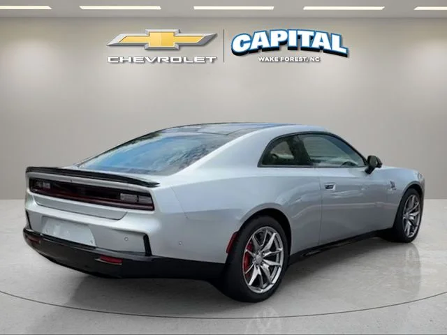 Used 2025  Dodge R/T Scat Pack image 5