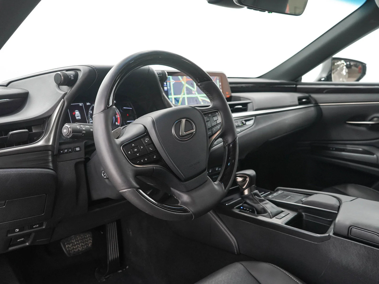 Used 2019 Moonbeam Beige Met Lexus  image 23