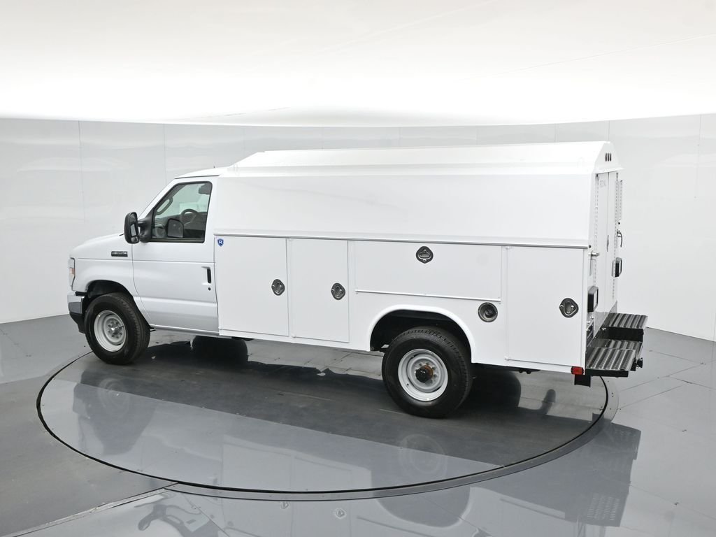 New 2026 Oxford White Ford Base image 76