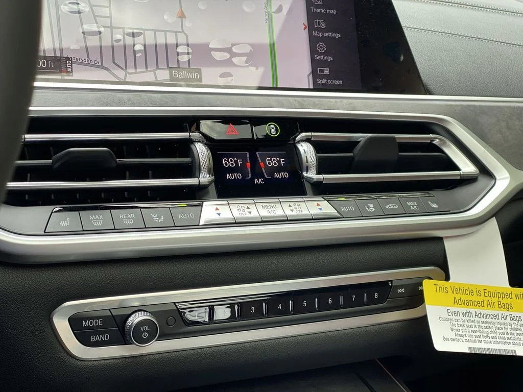Used 2021 Gray BMW xDrive40i image 44