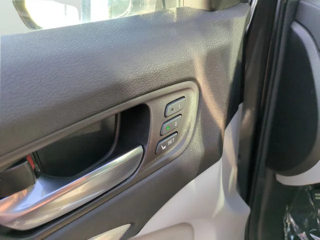 Used 2015  Acura 3.5L Technology Package image 19