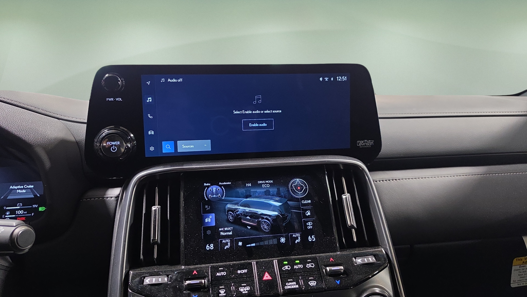 2025 Lexus LX 700h Luxury - Photo 19
