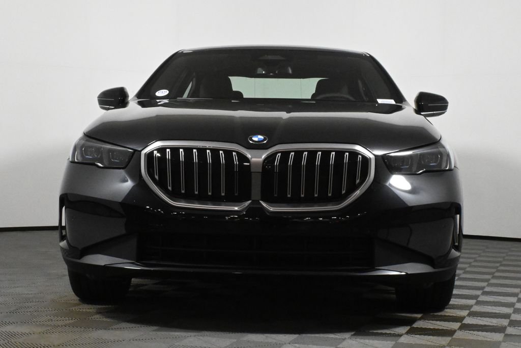 2026 BMW 5 Series 530i - Photo 10