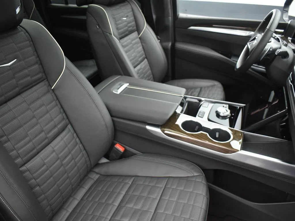 Certified Used 2026 Black Raven Cadillac Platinum Sport image 39