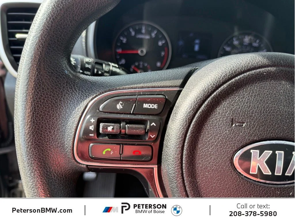 Used 2017 Silver Kia LX image 28