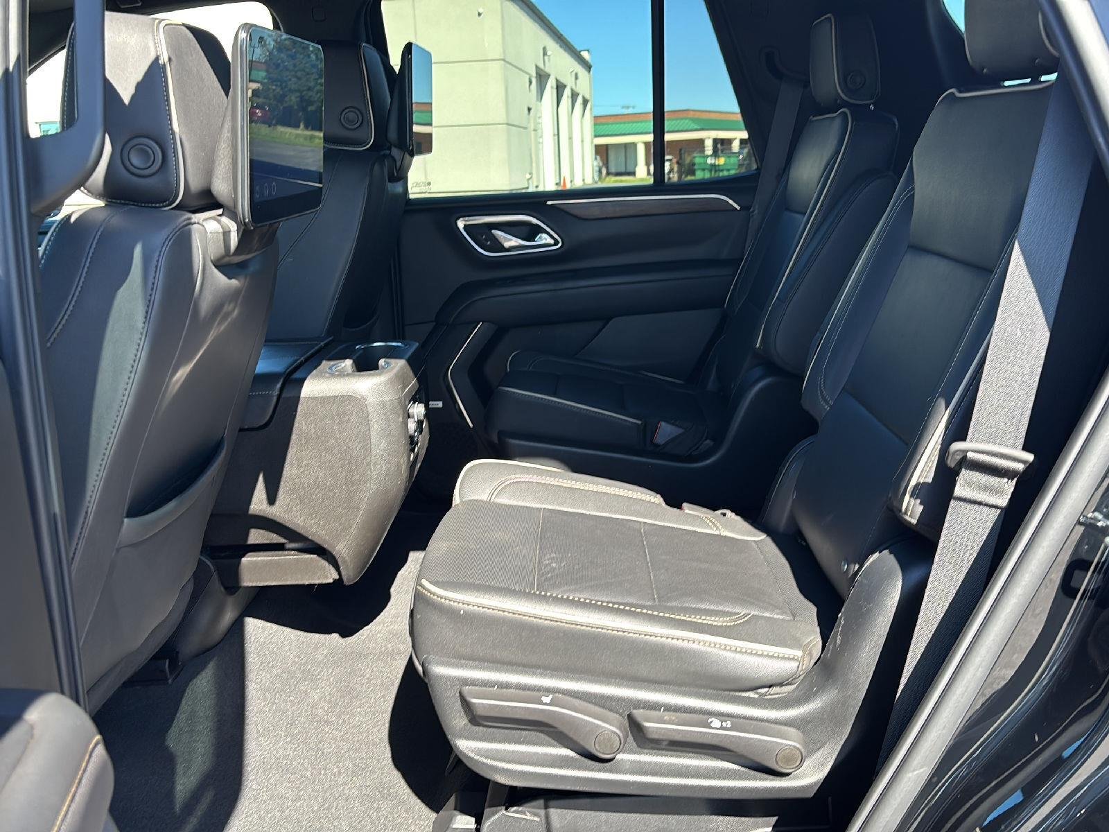 Used 2023 Black Chevrolet Premier image 22
