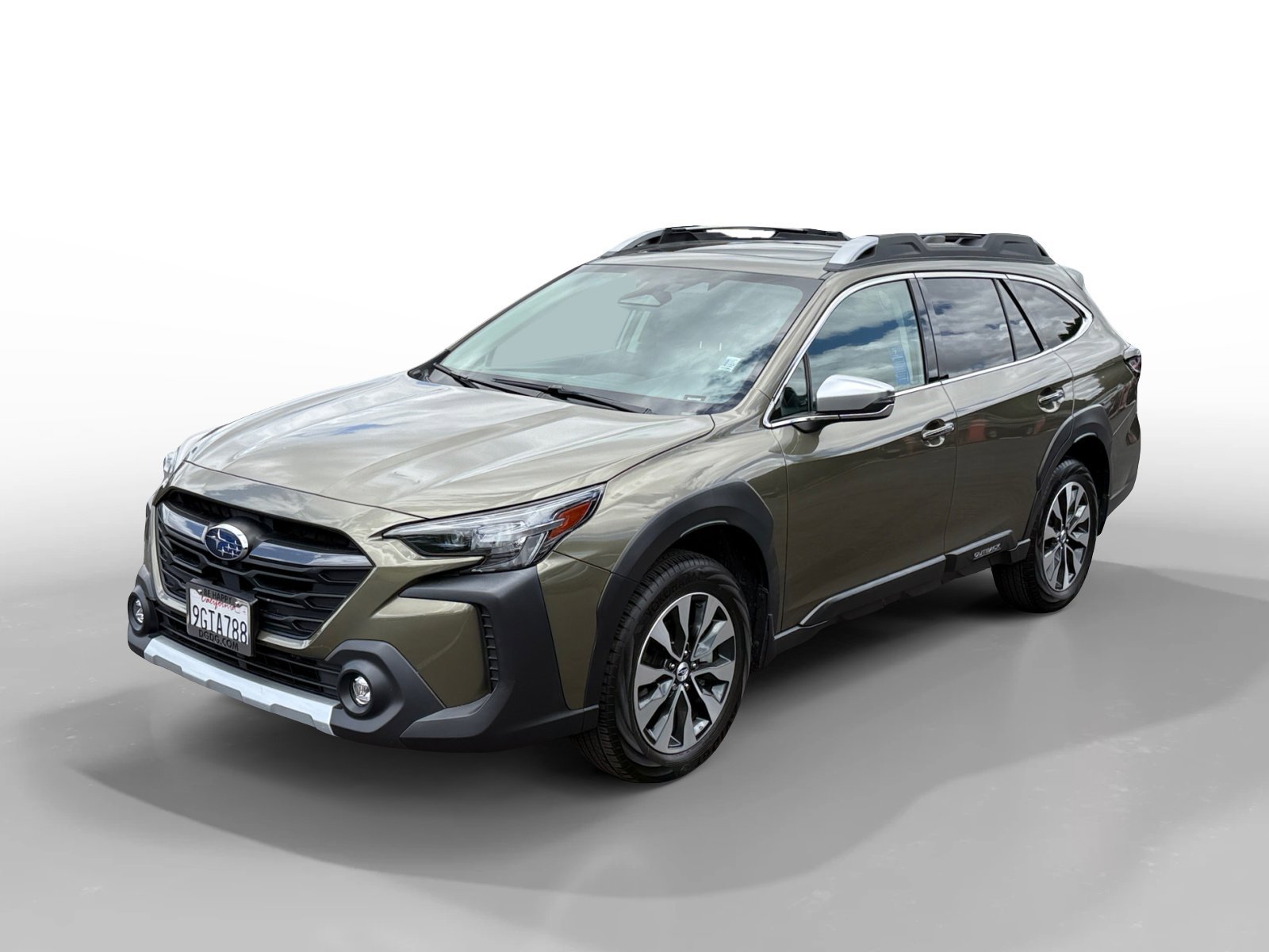 2023 Subaru Outback Touring XT's photo