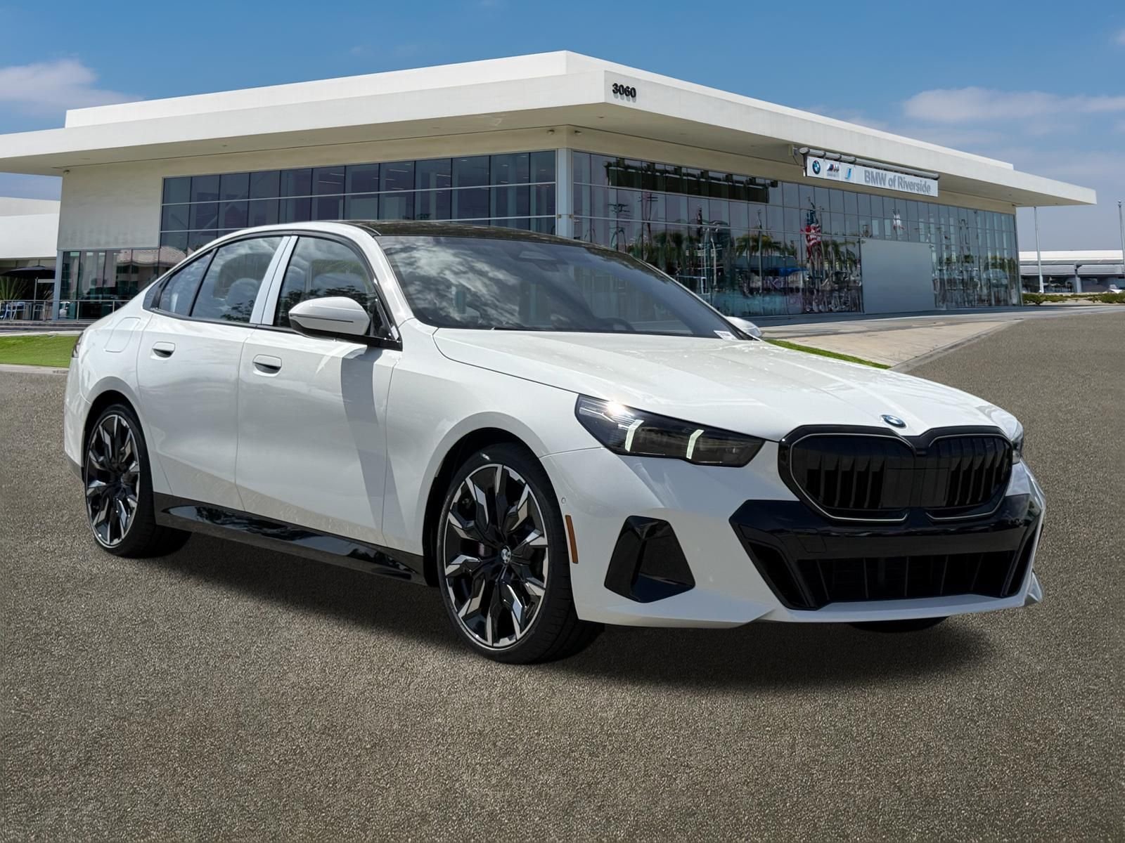 New 2027 Alpine White BMW 530i image 2
