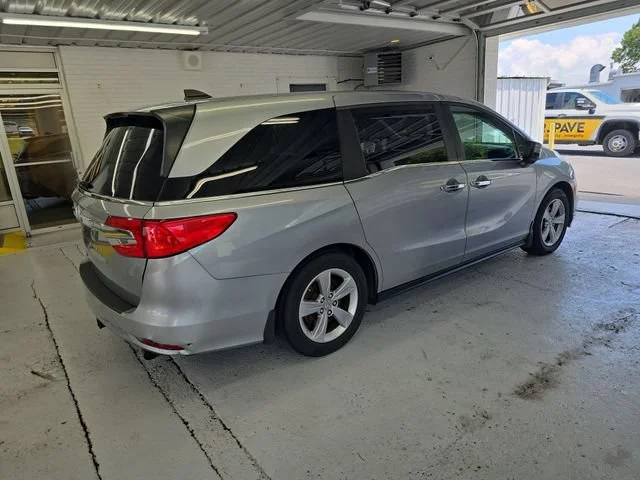 Used 2019 Silver Honda EX-L image 6