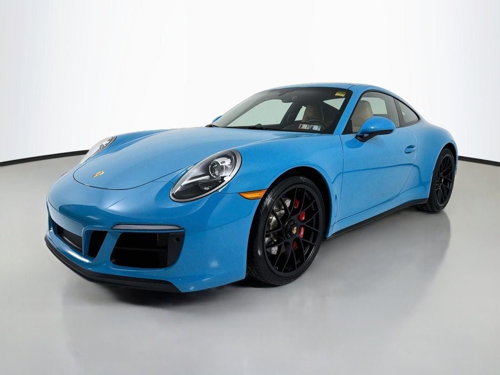 2019 Porsche 911 Carrera GTS