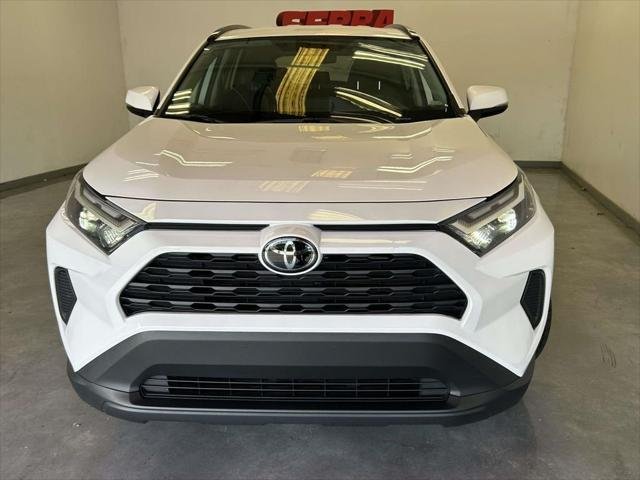 Certified Used 2025 ICE CAP Toyota  image 7
