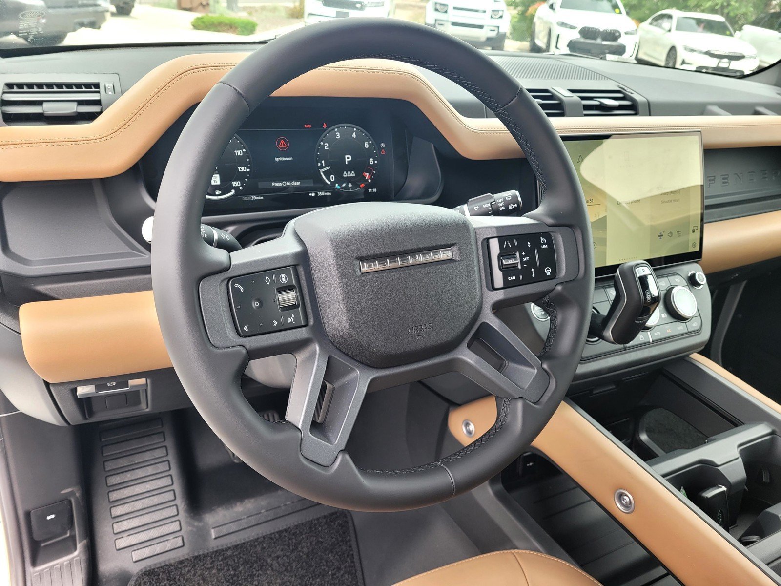 New 2026 Fuji White LAND ROVER S image 9