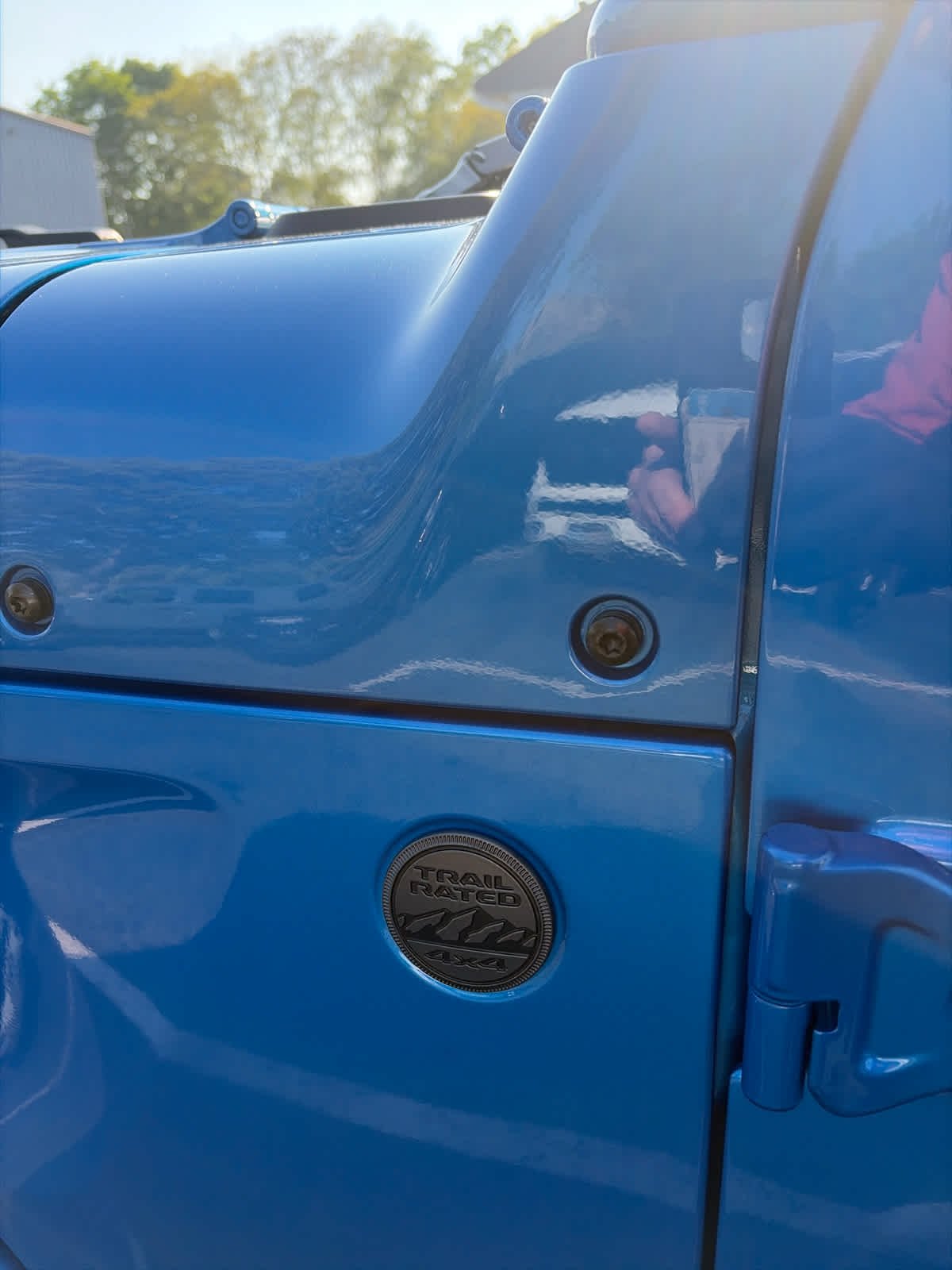 New 2026 Hydro Blue Pearl-Coat Exterior Paint Jeep Sahara image 31