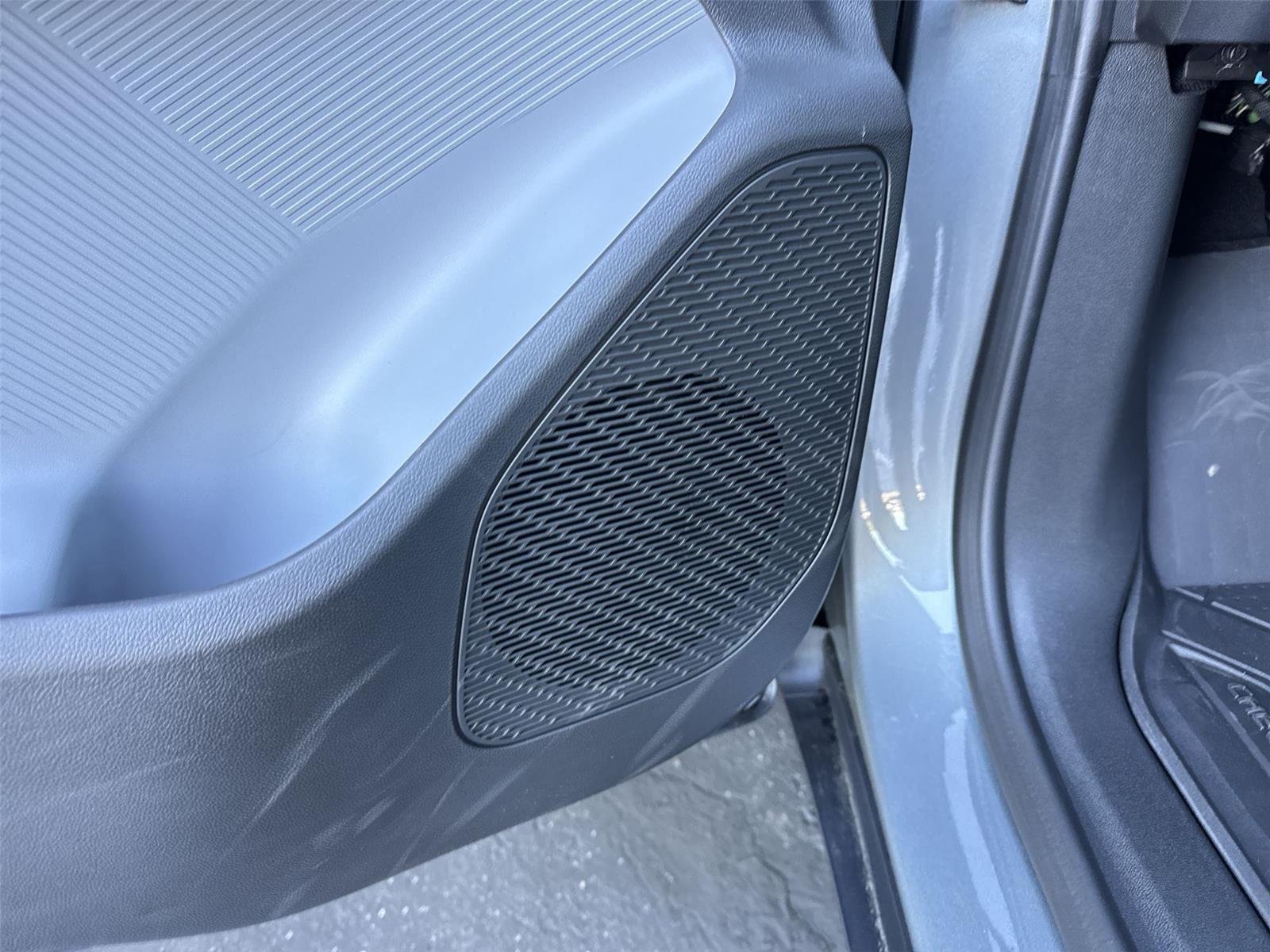 2027 Chevrolet Bolt LT - Photo 28