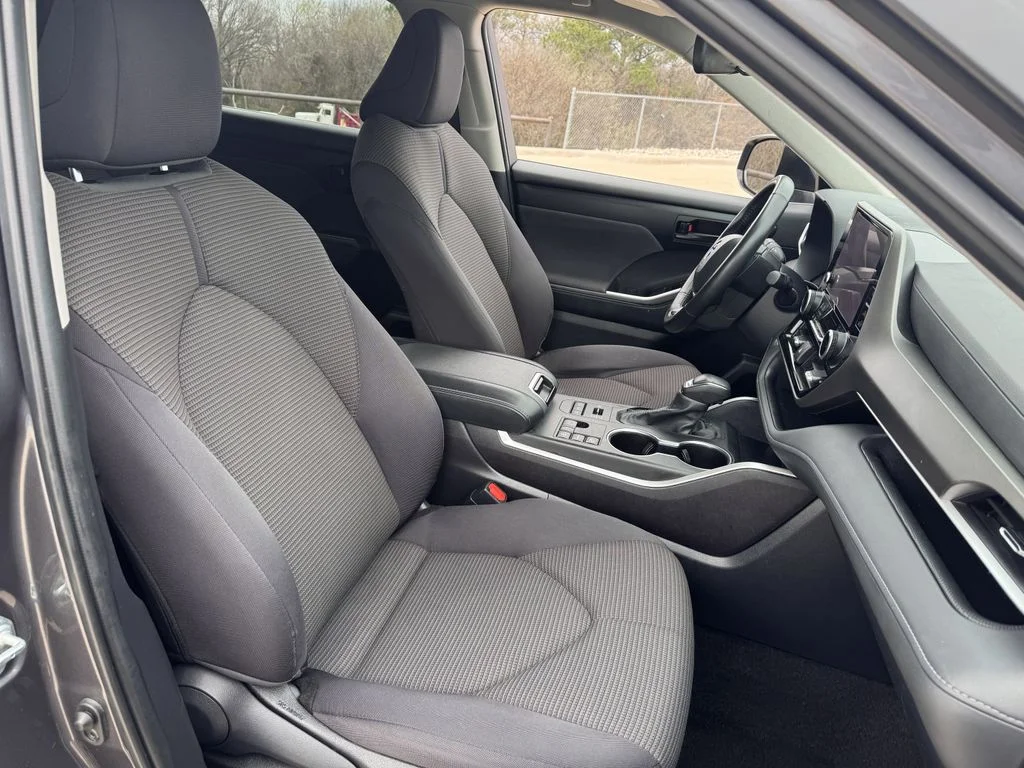 Used 2024 Gray Toyota LE image 27
