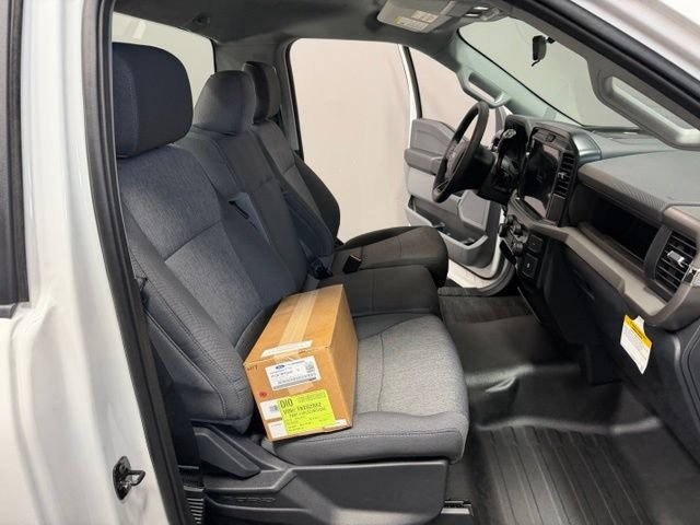 New 2026 Oxford White Ford XL image 19