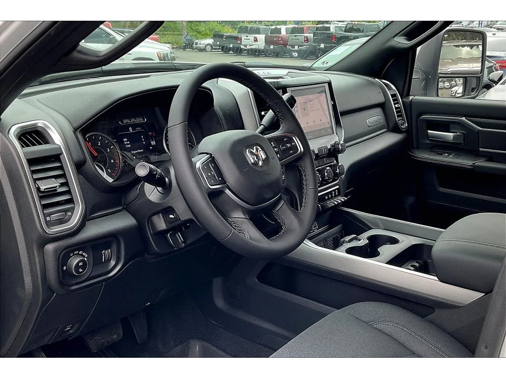 2025 RAM 2500 Big Horn - Photo 6