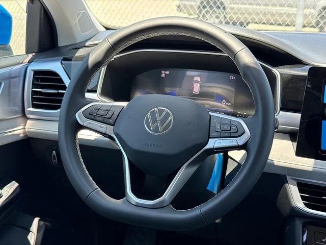 New 2026 Cornflower Blue Volkswagen 1.5T SE image 31