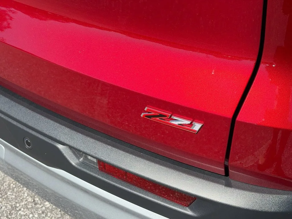 New 2027 Radiant Red Tintcoat Chevrolet Z71 image 11