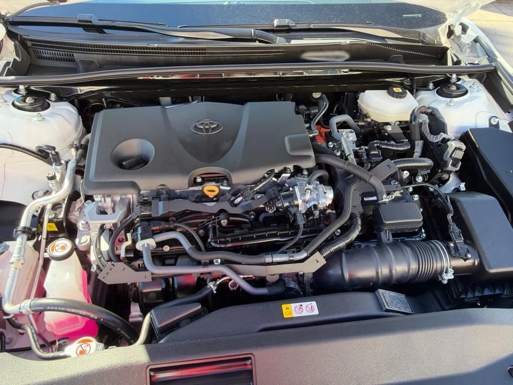 Used 2025 White Toyota SE image 18