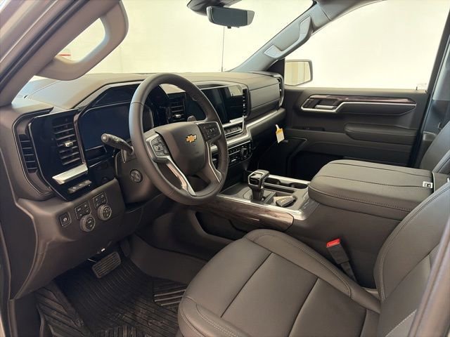 2026 Chevrolet Silverado 1500 LTZ - Photo 9