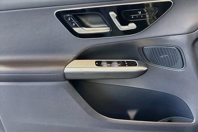 New 2026 Black Mercedes-Benz GLC 300 image 46