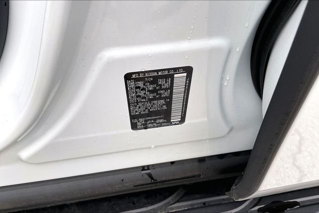Used 2025 White INFINITI SENSORY image 33