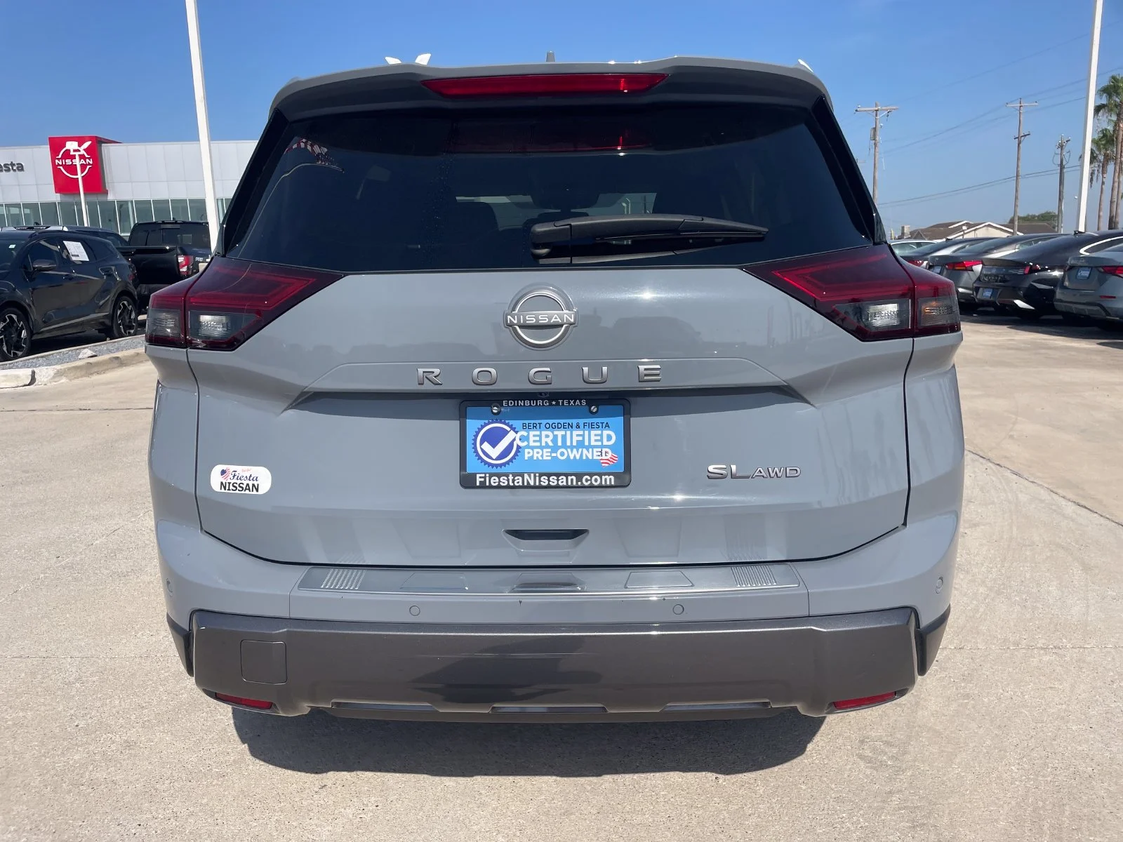 Used 2025 Gray Nissan SL image 4