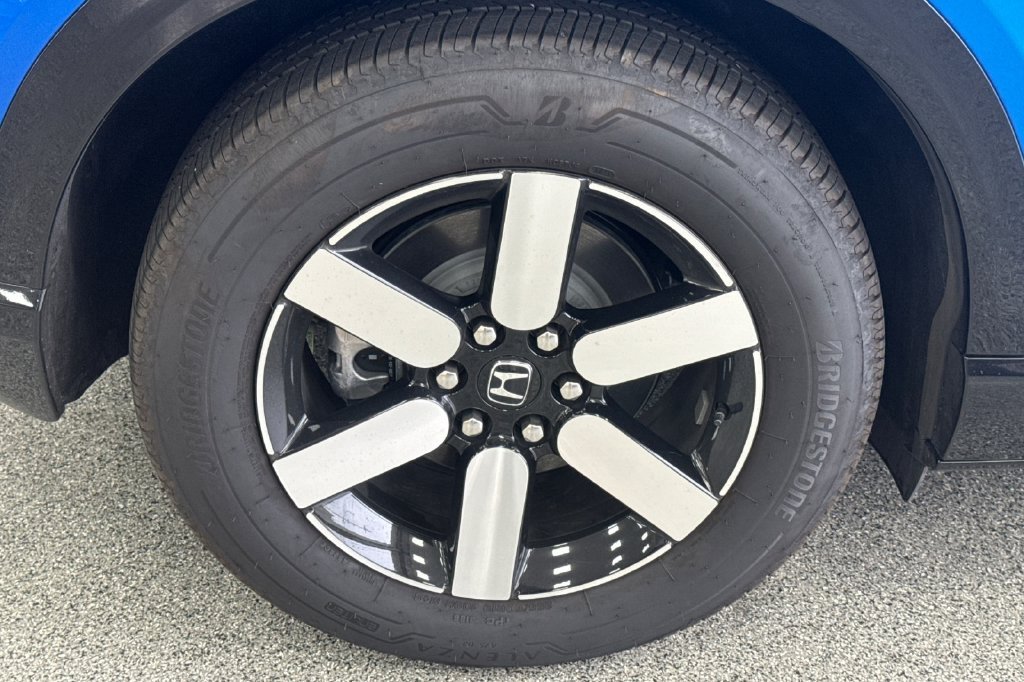 Used 2026 Blue Honda Touring image 4