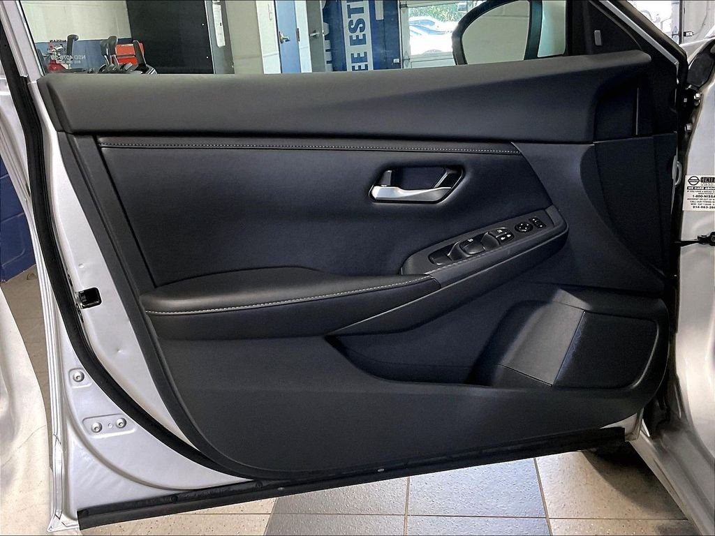 Used 2023 Silver Nissan SV image 9