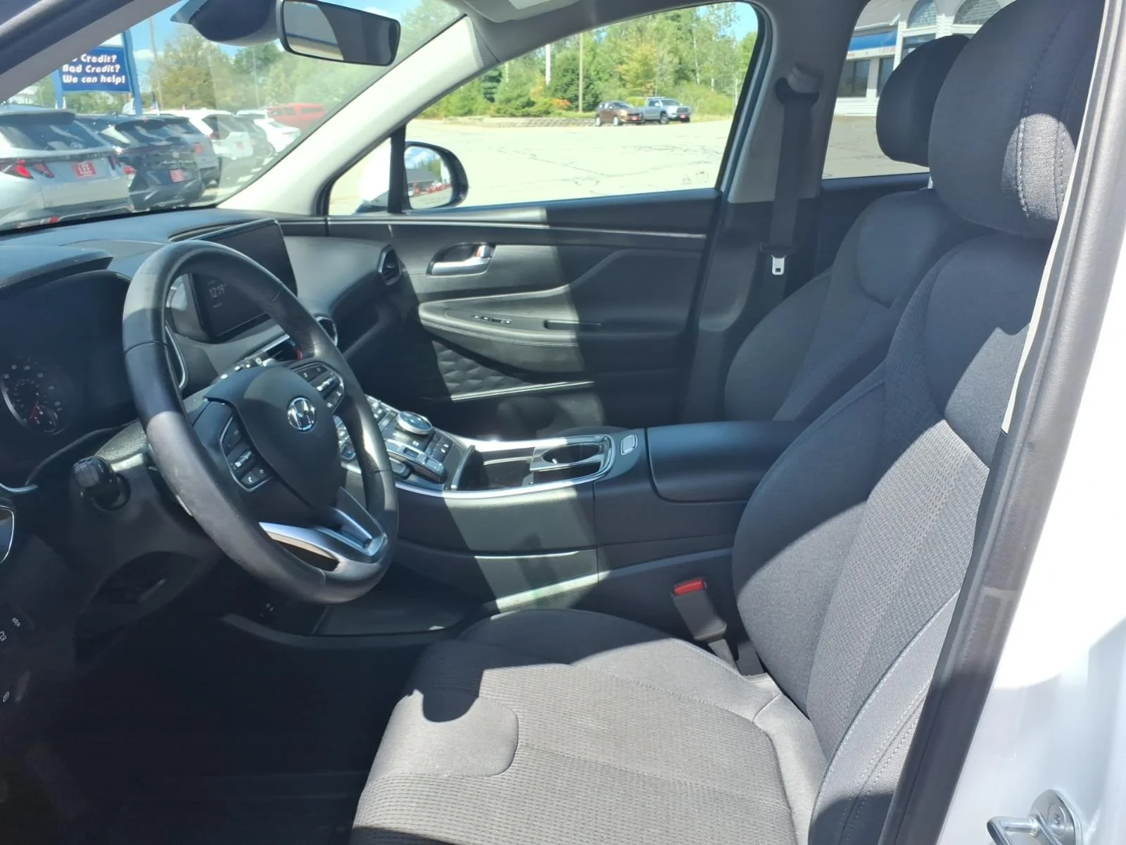 Used 2023 White Pearl Hyundai SEL image 13