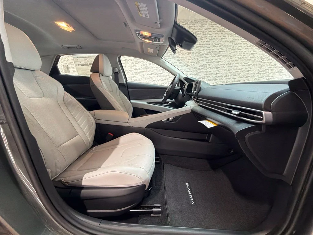 New 2026 Amazon Gray Hyundai SEL Sport Plus image 11