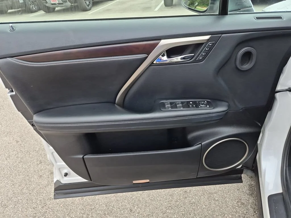 Used 2021 White Lexus RX 350 image 19
