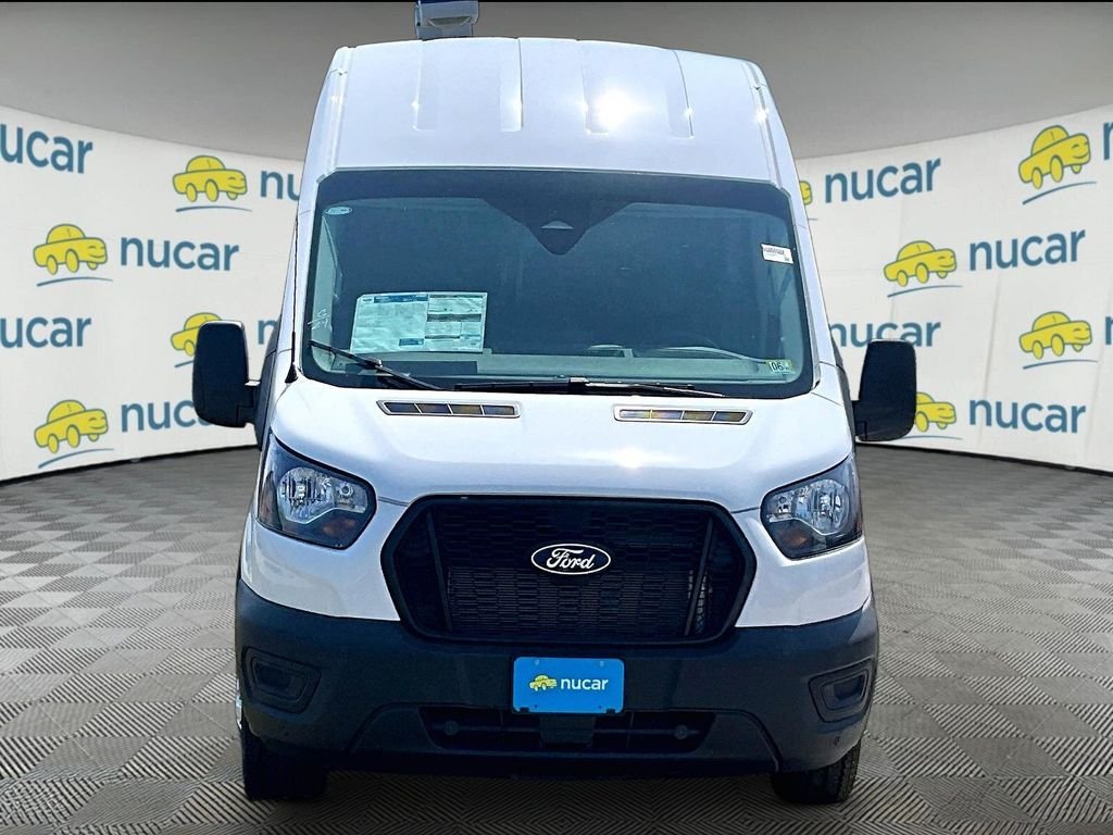 New 2026 Oxford White Ford Base image 2