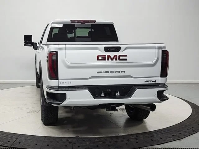 2026 GMC Sierra 2500HD AT4 - Photo 7