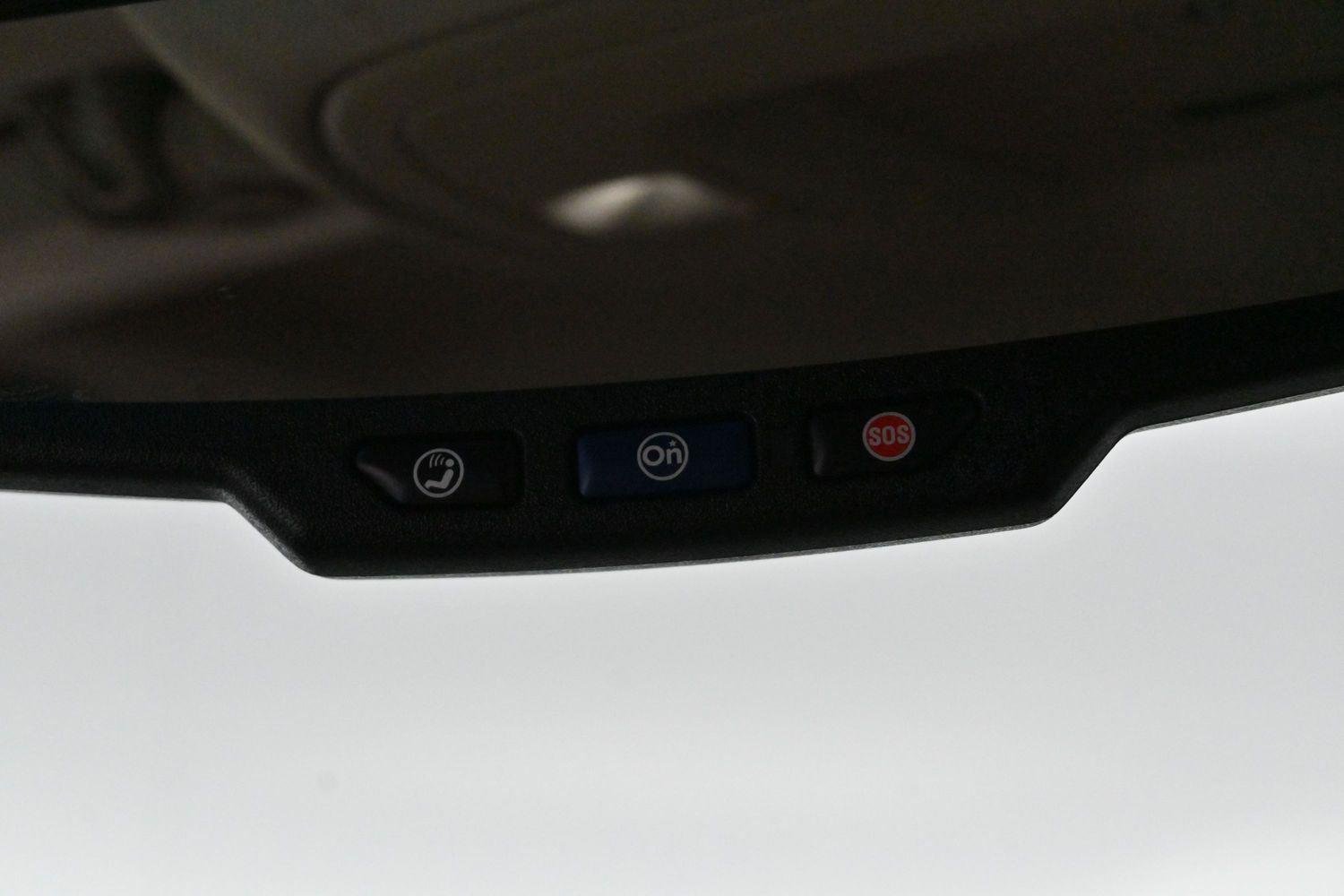 Used 2018 SUMMIT WHITE Chevrolet LTZ image 28