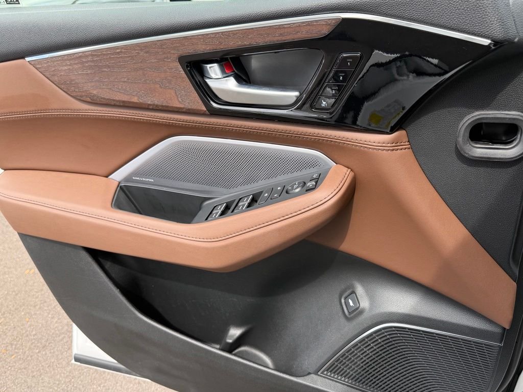 New 2026 Platinum White Pearl Acura Advance Package image 26