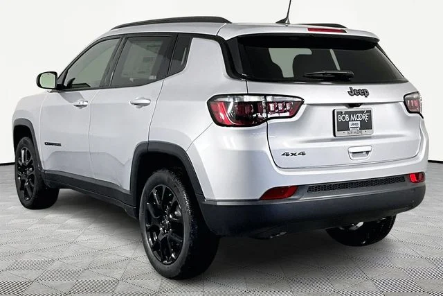 New 2026 Silver Jeep Latitude image 4