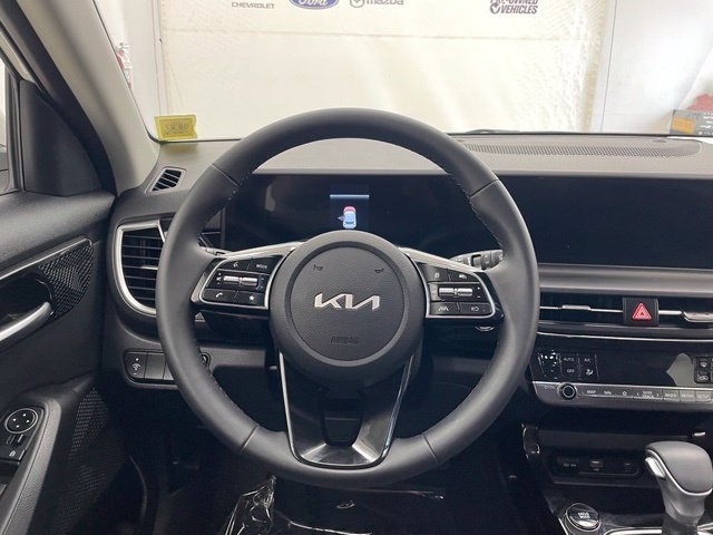 2026 Kia Seltos S - Photo 13
