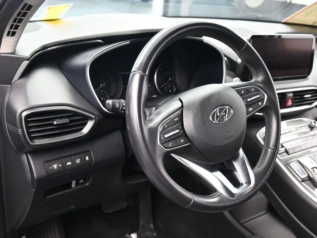 Used 2023 Shimmering Silver Pearl Hyundai SEL image 14