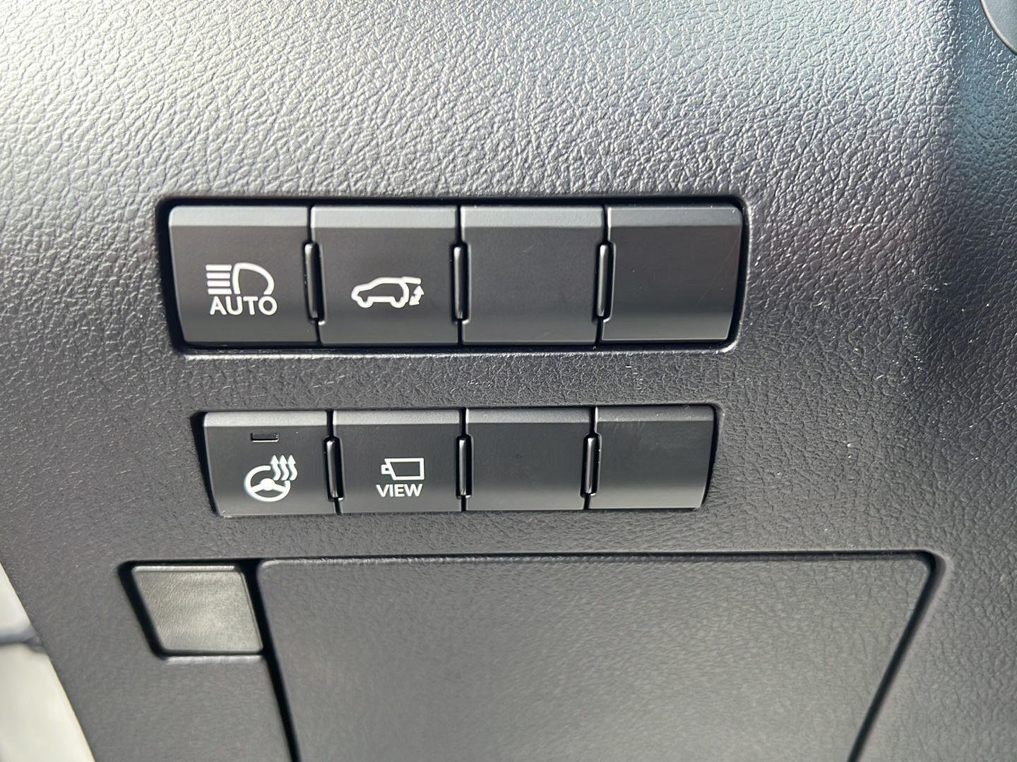 Used 2022 Atomic Silver Lexus RX 350 image 6