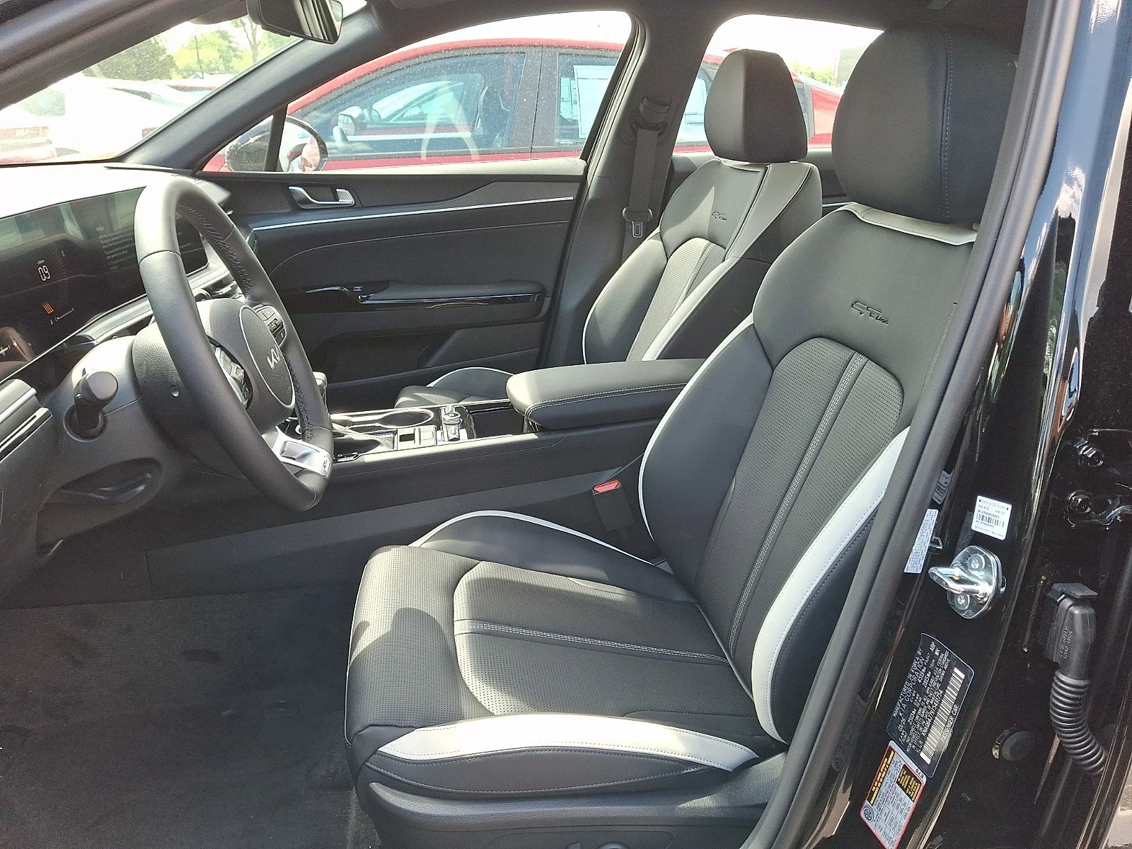 New 2026 Aurora Black Pearl Kia GT-Line AWD image 7