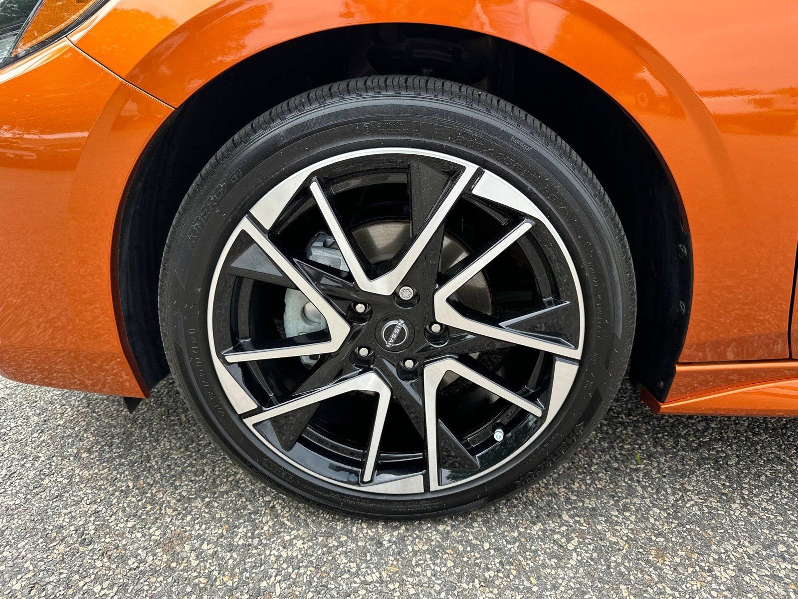 Certified Used 2025 Orange Nissan SR image 9