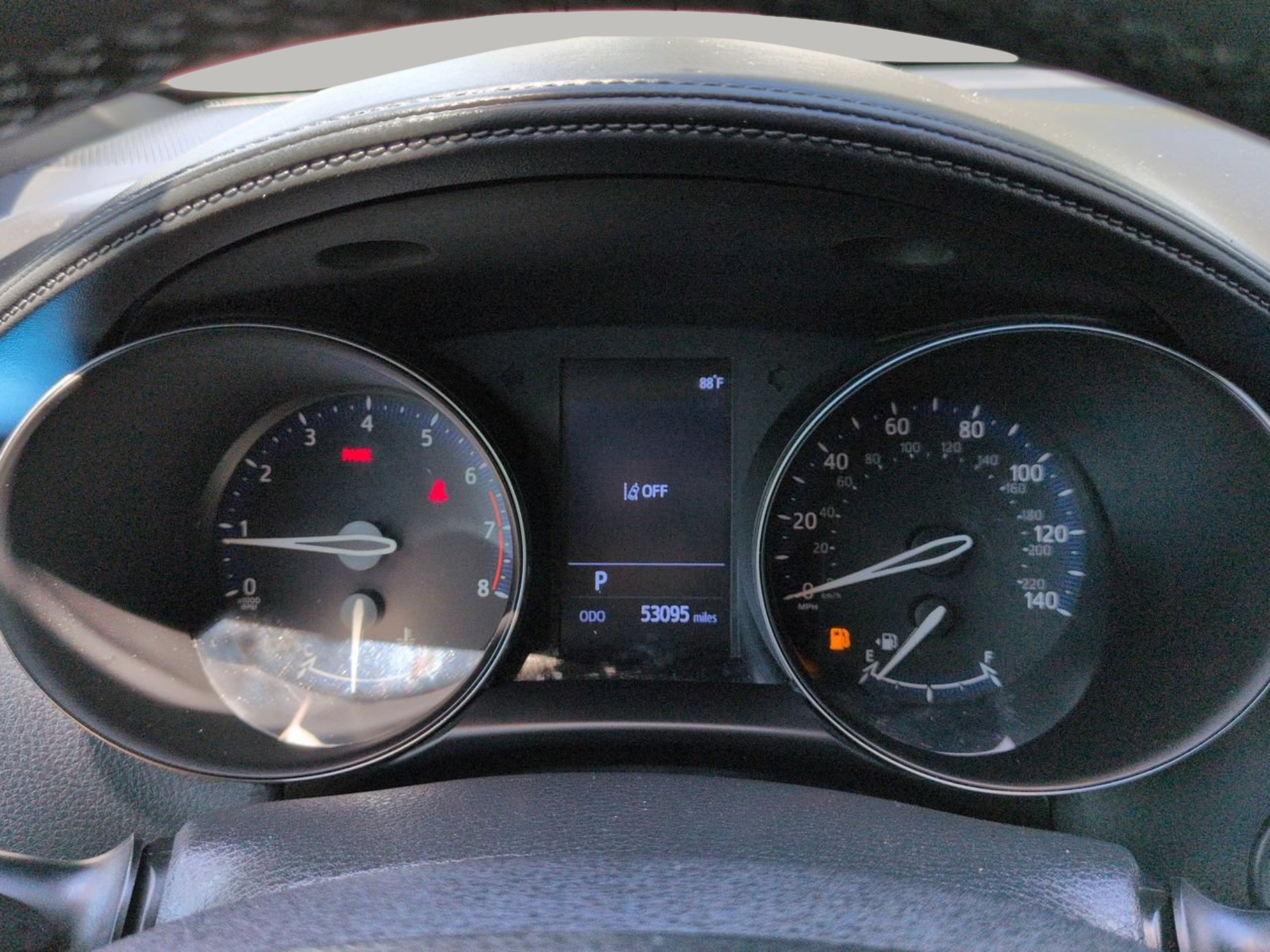 Used 2019 Magnetic Gray Metallic Toyota XLE image 28
