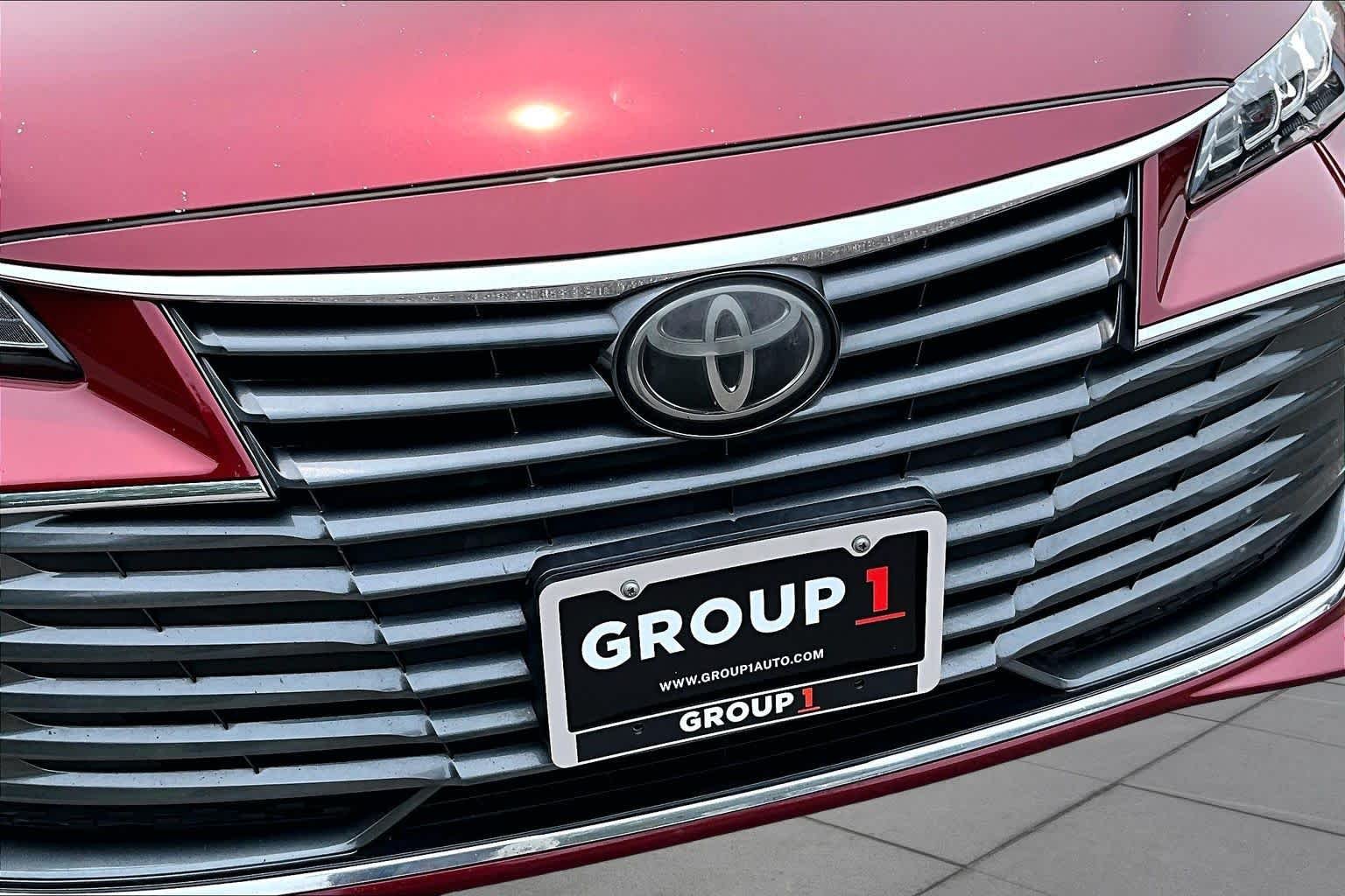 Used 2021 Ruby Flare Pearl Toyota XLE image 30